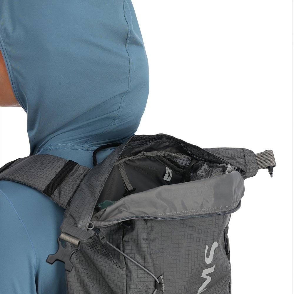 Simms Flyweight Vest Pack