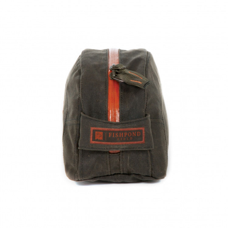 fishpond-cabin-creek-toiletry-kit-02.jpg