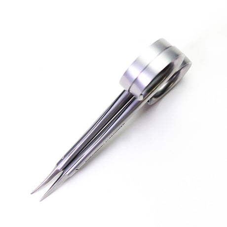 C-F-Tying-Scissors-Loops-st-v-cur.jpg
