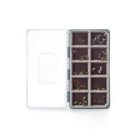 Tacky-Original-Rivermag-Fly-Box-2.jpg